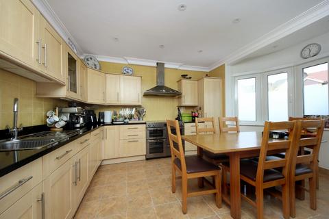 5 bedroom semi-detached house for sale, Bowes Road, London