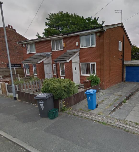 Fox St, OLDHAM OL8 2 bed house for sale £125,000