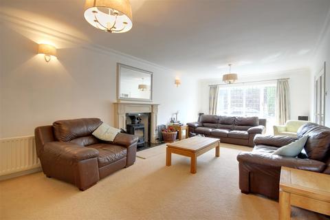 5 bedroom detached house for sale, Drovers Rise, Elloughton