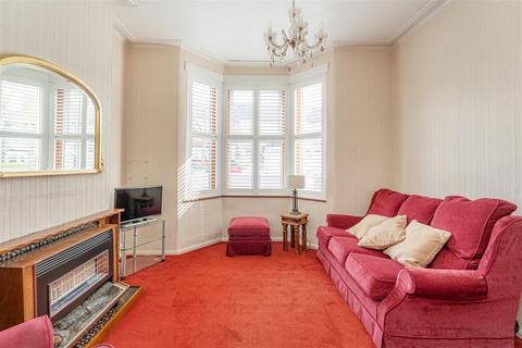 3 bedroom terraced house for sale - Markhouse Avenue, London
