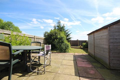 3 bedroom semi-detached house to rent - Northway, Guildford
