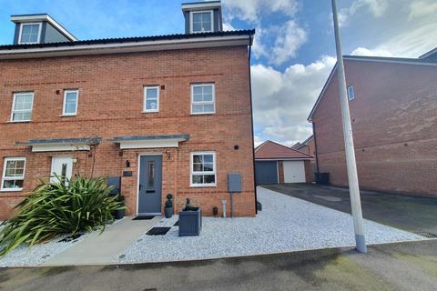 4 bedroom semi-detached house for sale, Fleece Lane, Nuneaton