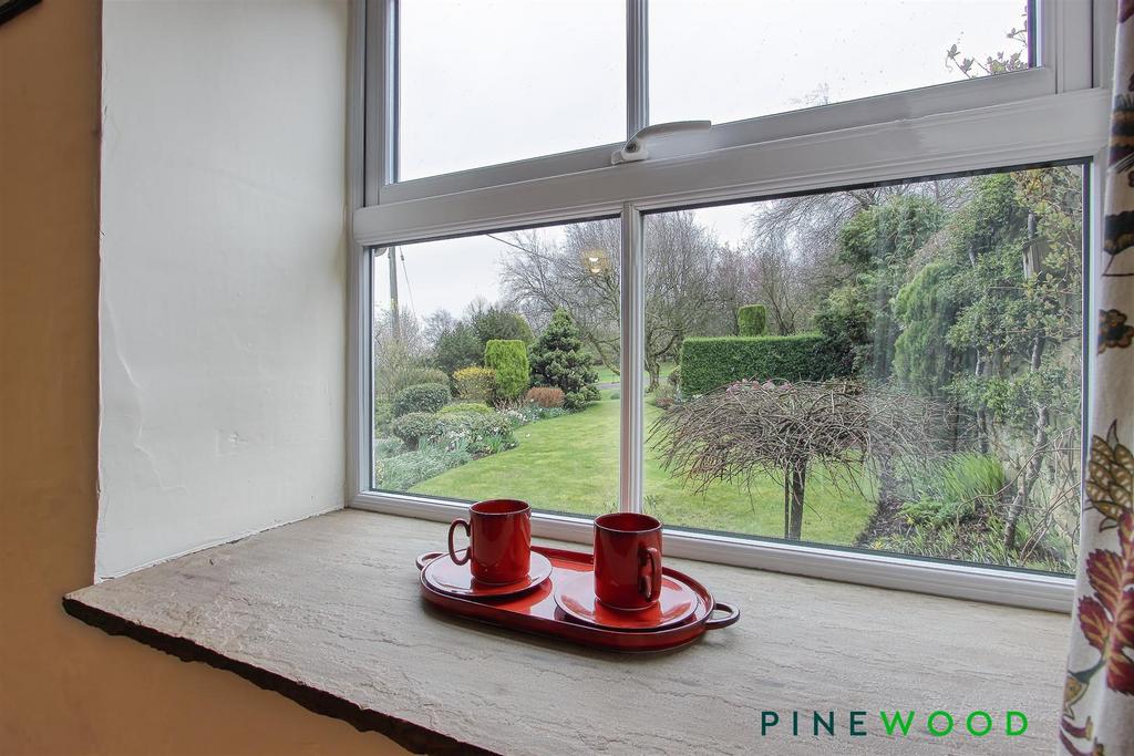 Kitchen diner views over front garden
