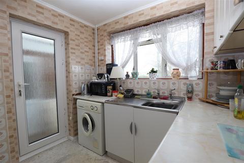 14 Boxley Close, Penenden Heath, Maidstone, ME14 2DJ
