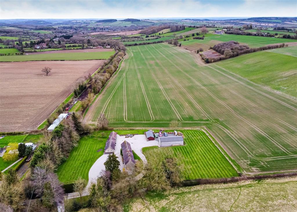 Lower Westwood Farm drone5.jpg