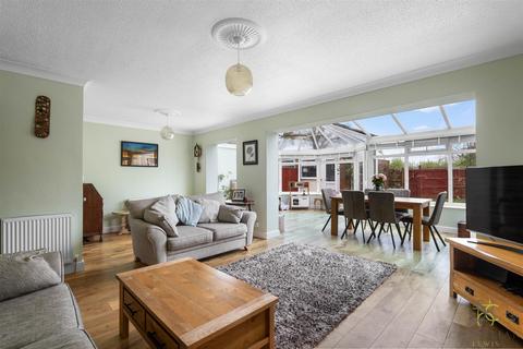 10 School Lane, Badsey, Evesham, WR11 7ES