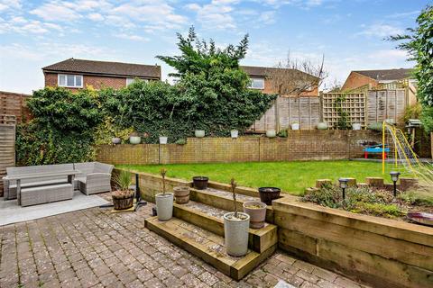 3 bedroom semi-detached house for sale - Bournewood Close, Downswood, Maidstone