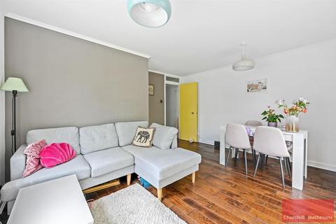 1 bedroom flat to rent - Holley Road, London