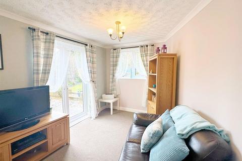 12 Streetly Drive, Sutton Coldfield, B74 4PY