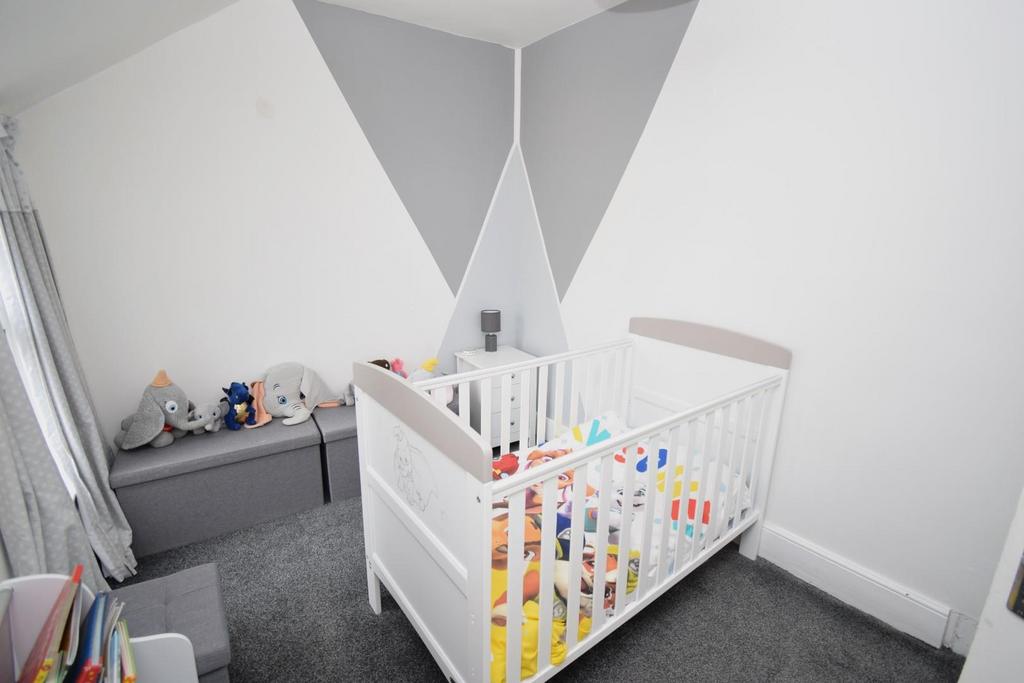 Bedroom 2.JPG