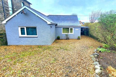 3 bedroom detached bungalow for sale, High Street, Talsarnau