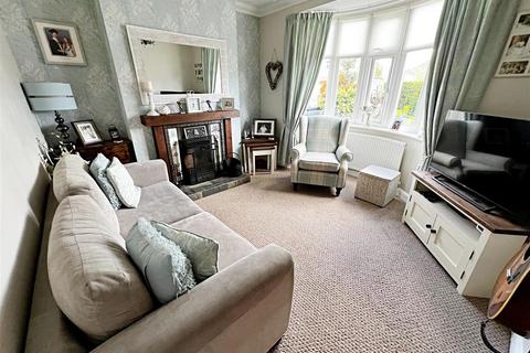 3 bedroom semi-detached house for sale, College Avenue, Scartho, Grimsby, N.E. Lincs, DN33 2JL