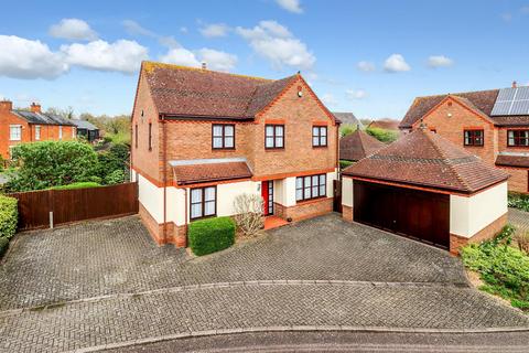 4 bedroom detached house for sale, Cloebury Paddock, Woolstone, Milton Keynes