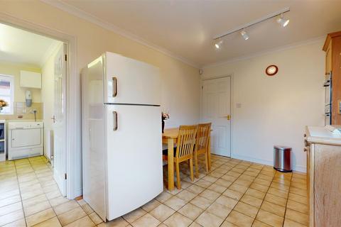 1 Cloebury Paddock, Woolstone, Milton Keynes, MK15 0HP