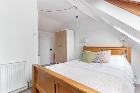 2 bedroom terraced house for sale - Wharfedale Avenue, Harrogate