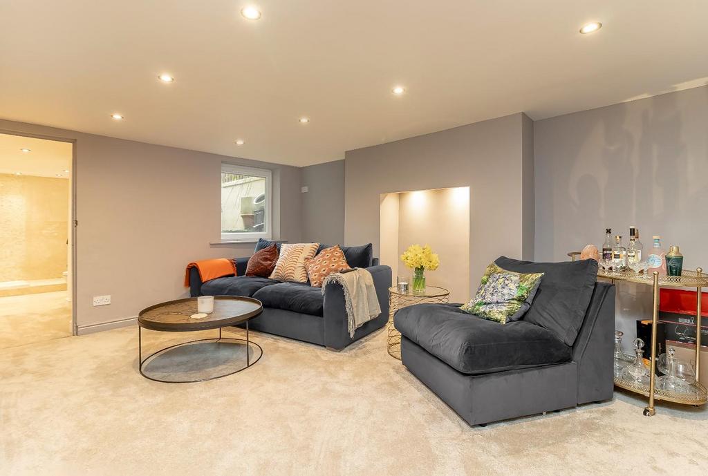 Family Room - A.jpg