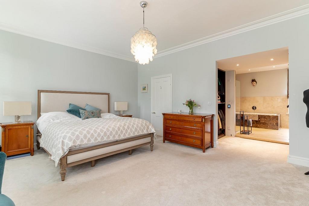 Master Bedroom - A.jpg