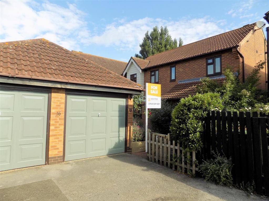 Lime Grove, Bottesford, Nottingham 4 bed detached house for sale £390,000