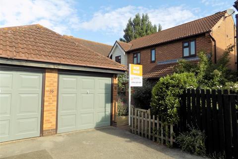 4 bedroom detached house for sale, Lime Grove, Bottesford, Nottingham