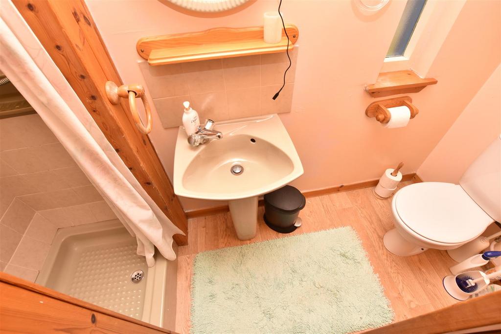 Bedroom two en suite shower room.jpg