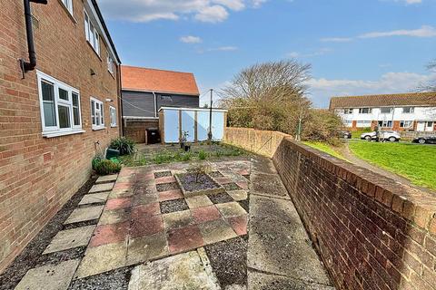 3b Bathford Close, Eastbourne, BN23 7NS