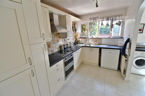 2 bedroom bungalow for sale, Southam Road, Radford Semele, Leamington Spa