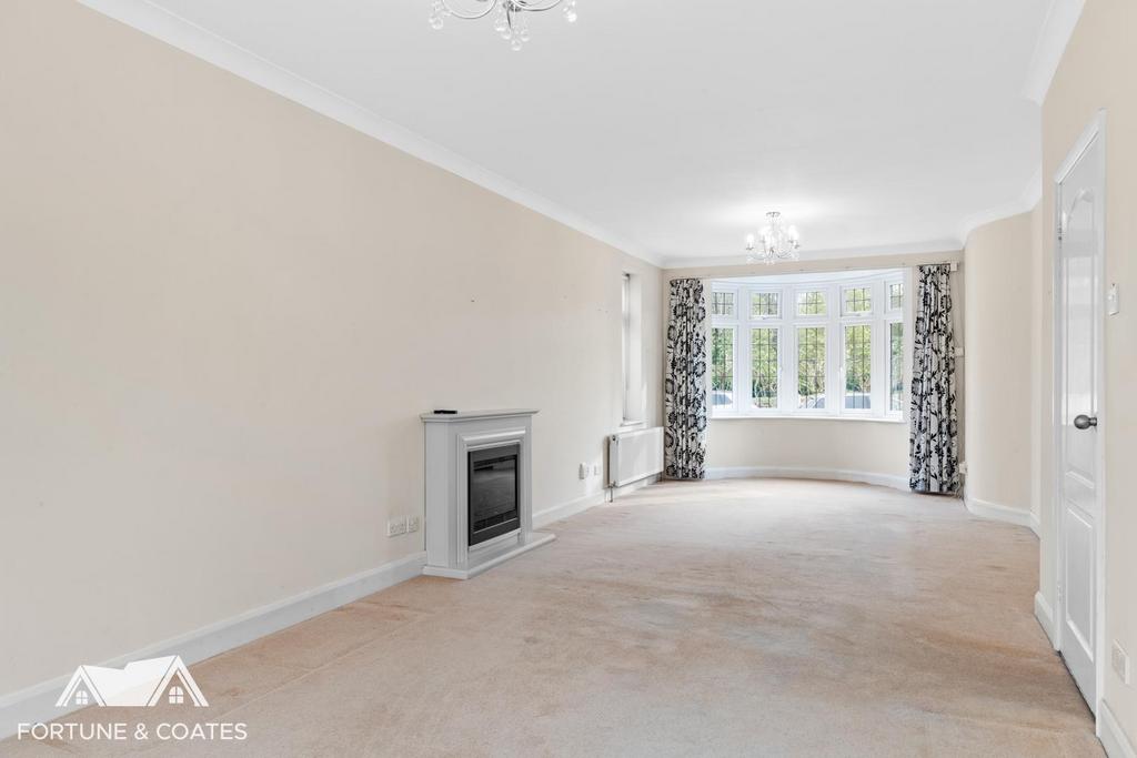 The Forebury 9.jpg