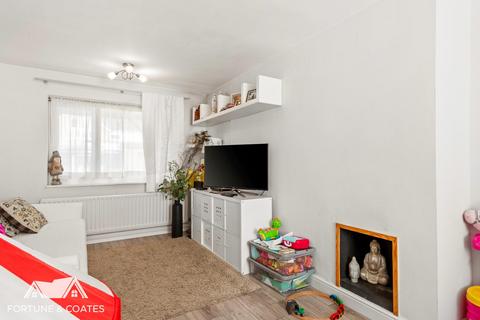 26 Perry Spring, Harlow, CM17 9DG