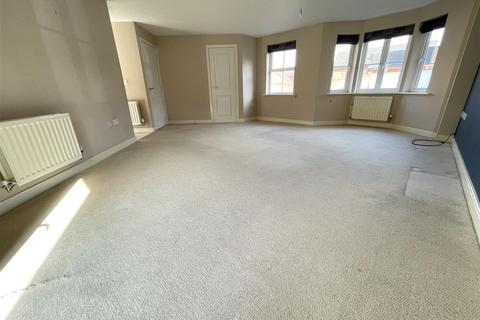 22 Lune Way, Bingham, Nottingham, NG13 8YX