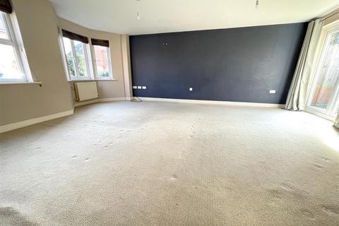 22 Lune Way, Bingham, Nottingham, NG13 8YX