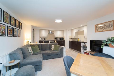 2 bedroom flat for sale - Saxon Lodge, Woodlands Road, Whalley Range