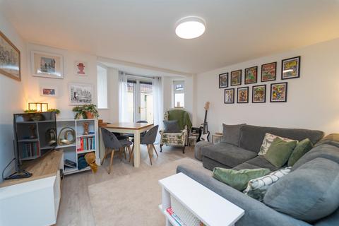 2 bedroom flat for sale, Saxon Lodge, Woodlands Road, Whalley Range