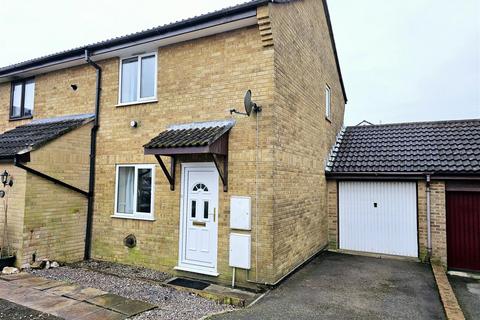 18 Amble Road, Callington, PL17 7QE