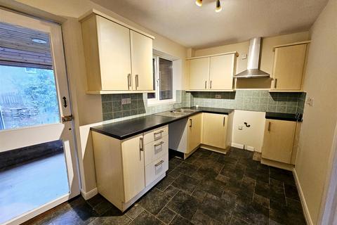 18 Amble Road, Callington, PL17 7QE