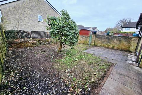 18 Amble Road, Callington, PL17 7QE