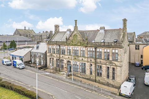 2 bedroom ground floor flat for sale, 5 Carnegie Apartments, Dunfermline, KY12 7AE