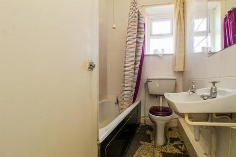 30 Daisyvale Terrace, Thorpe, Wakefield, WF3 3DS