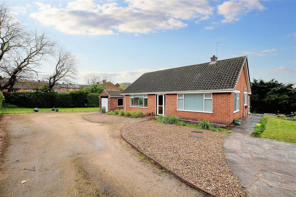 Stanton Road, Sandiacre, Nottingham 2 bed detached bungalow for sale £340,000