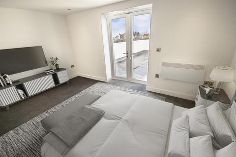 1 bedroom apartment for sale, London Road, Hazel Grove, Stockport