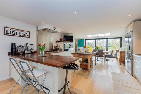 6 bedroom semi-detached house for sale - St. Marys Close, Henley-On-Thames RG9
