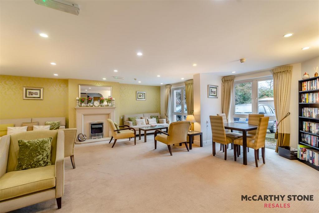 8586887-interior15.jpg