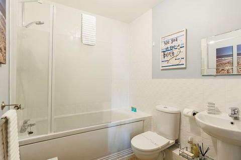 2 bedroom apartment for sale, Stone Close, Poole