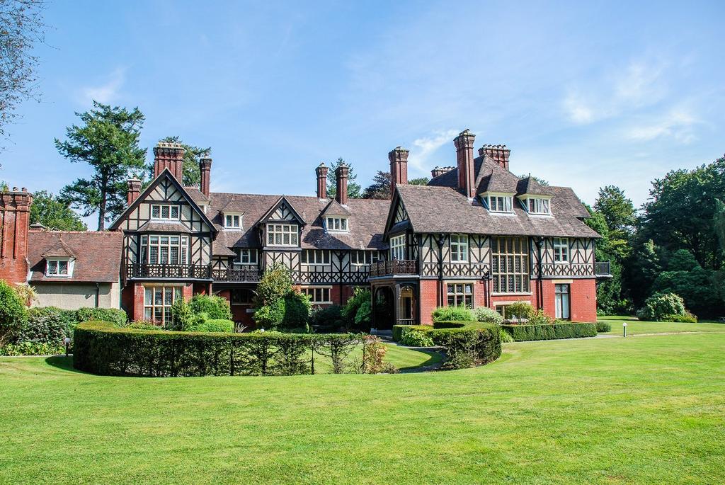 Castle Malwood Lodge, Minstead... 2 bed apartment for sale £425,000