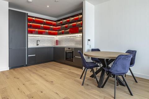 1 bedroom apartment to rent, Corson House, London City Island, E14