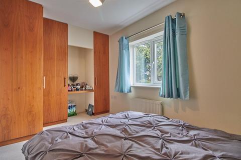 12 Abbott Drive, Stoney Stanton, Leicester, LE9 4AB