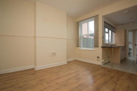 2 bedroom terraced house to rent - Harcourt Road, Nottingham