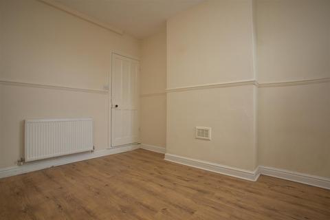 2 bedroom terraced house to rent, Harcourt Road, Nottingham