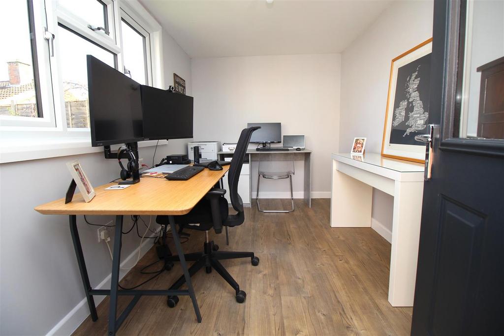 Garden Home Office