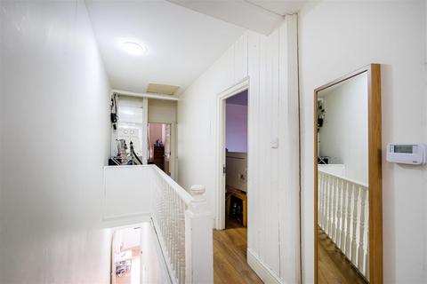 2 bedroom apartment for sale - Church Hill, Walthamstow
