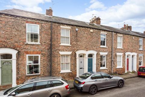 2 bedroom terraced house for sale - Kyme Street, York